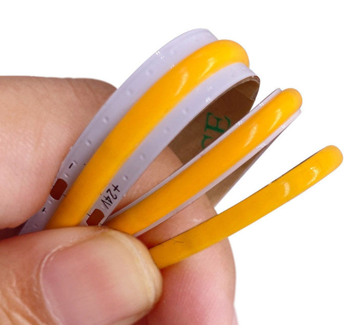 IP20 IP65 주도하는 COB 빛 사이리스터 광도 조절이 가능한 두배 색상의 변화 24V 14.4W